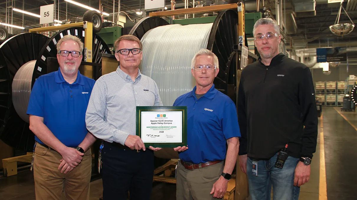 GovernorsAwardTeam_AppleValley_0523_002